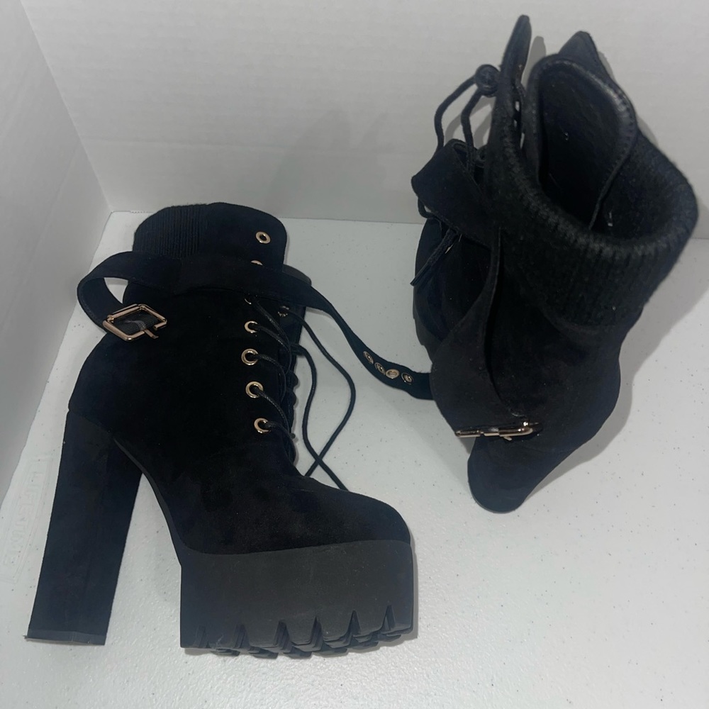 Flock Platform Booties Size 7 - image 8